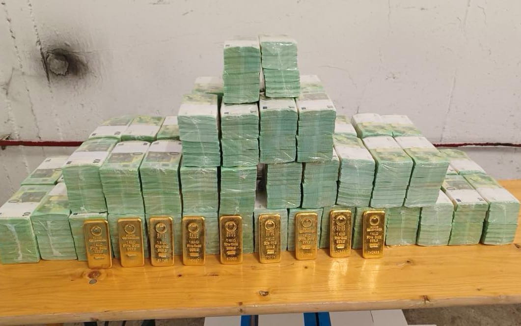 Hvg.hu - Ügyvédjük szerint nem az M5-ösön csaptak le az ukrán pénzszállítókra