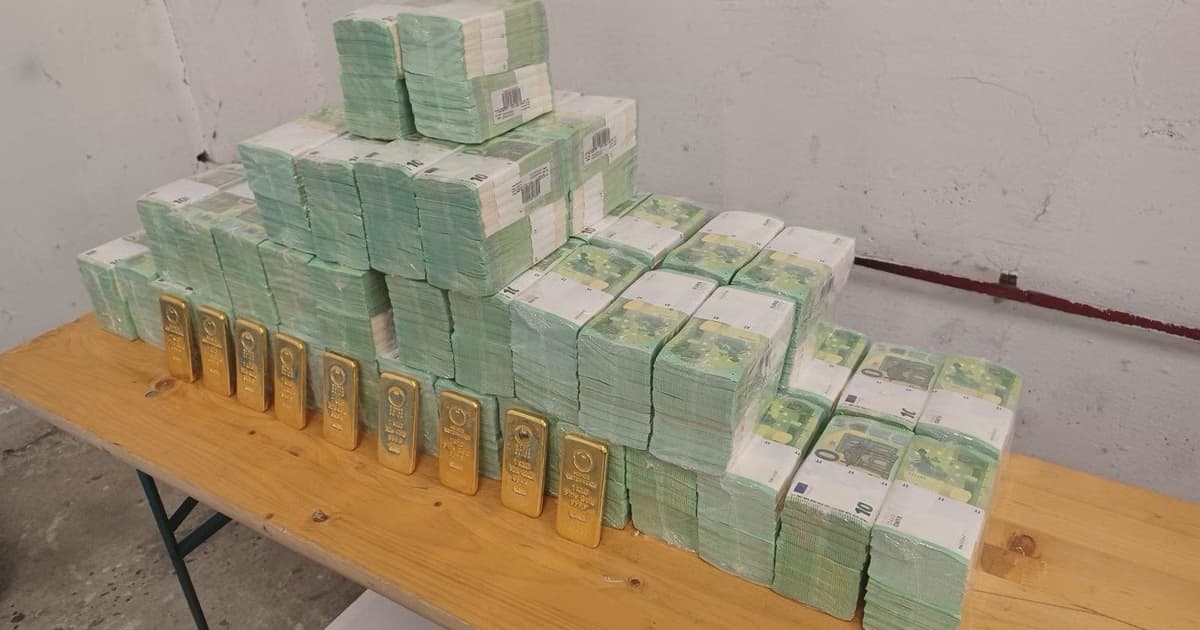 Kontroll.hu - Szijjártó már rémeket lát, de az osztrákok szerint semmi különös nincs az ukrán pénzszállításban